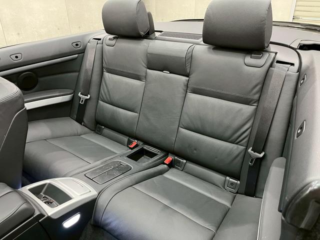 ３シリーズ ３３５ｉカブリオレ　Ｍスポーツパッケージ　ユーザー様直接仕入　ＥＮＥＲＧＹフルエアロ　社外４本出しマフラー・ダウンサス・２０インチＡＷ　ＨＩＤヘッドライト　フォグ　レザーシート　パワーシート　純正ナビ　クルコン　スマートキー　予備キー　ＥＴＣ（70枚目）