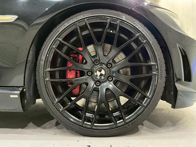 ３シリーズ ３３５ｉカブリオレ　Ｍスポーツパッケージ　ユーザー様直接仕入　ＥＮＥＲＧＹフルエアロ　社外４本出しマフラー・ダウンサス・２０インチＡＷ　ＨＩＤヘッドライト　フォグ　レザーシート　パワーシート　純正ナビ　クルコン　スマートキー　予備キー　ＥＴＣ（77枚目）