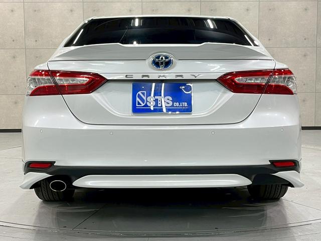 カムリ Ｇレザーパッケージ　ワンオーナー　ＴＲＤフルエアロ　トランクスポイラー　ＬＥＤヘッドライト　純正ＡＷ　純正ナビ　フルセグＴＶ　ＢＴ接続　バックカメラ　革シート　パワーシート　シートヒーター　置くだけ充電　ドラレコ　ＥＴＣ（15枚目）