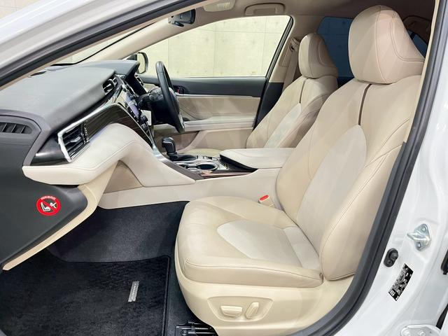 カムリ Ｇレザーパッケージ　ワンオーナー　ＴＲＤフルエアロ　トランクスポイラー　ＬＥＤヘッドライト　純正ＡＷ　純正ナビ　フルセグＴＶ　ＢＴ接続　バックカメラ　革シート　パワーシート　シートヒーター　置くだけ充電　ドラレコ　ＥＴＣ（49枚目）