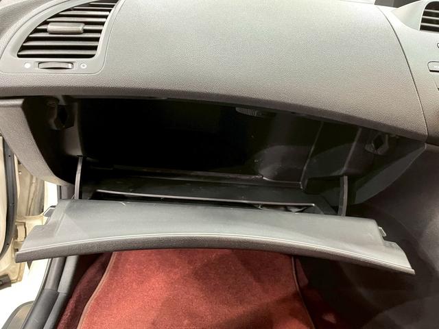 充実装備の１台入荷致しました♪ぜひ実車を見に来てください♪