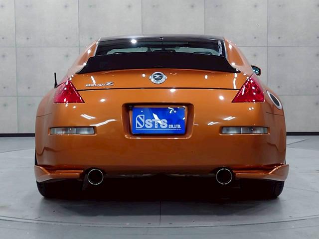 フェアレディＺ バージョンＴ　ＨＫＳマフラー　ＡＤＶＡＮ１９インチＡＷ　リアスポイラ　社外エアクリ　ＨＩＤライト　社外ナビ　デジタルＴＶ　ＢＴ接続　リアカメラ　黒革シート　電動シート　シートヒーター　ＭＯＭＯステ　ドラレコ　ＥＴＣ（15枚目）