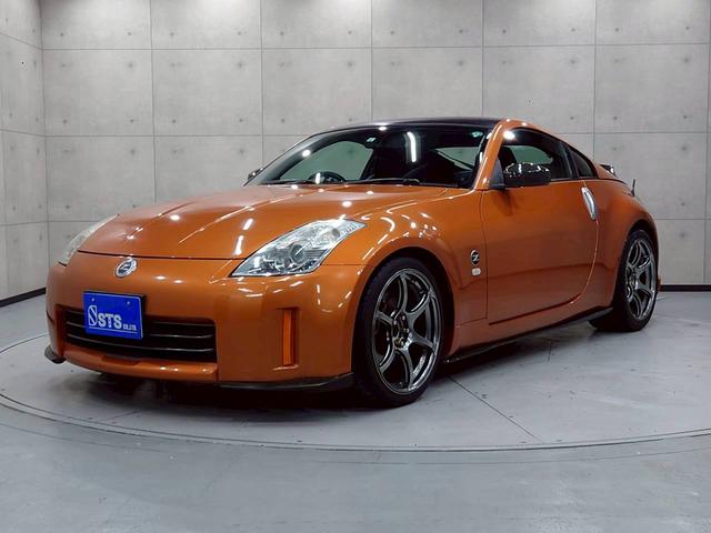 フェアレディＺ バージョンＴ　ＨＫＳマフラー　ＡＤＶＡＮ１９インチＡＷ　リアスポイラ　社外エアクリ　ＨＩＤライト　社外ナビ　デジタルＴＶ　ＢＴ接続　リアカメラ　黒革シート　電動シート　シートヒーター　ＭＯＭＯステ　ドラレコ　ＥＴＣ（21枚目）