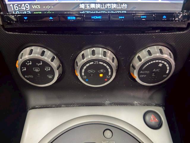 フェアレディＺ バージョンＴ　ＨＫＳマフラー　ＡＤＶＡＮ１９インチＡＷ　リアスポイラ　社外エアクリ　ＨＩＤライト　社外ナビ　デジタルＴＶ　ＢＴ接続　リアカメラ　黒革シート　電動シート　シートヒーター　ＭＯＭＯステ　ドラレコ　ＥＴＣ（39枚目）