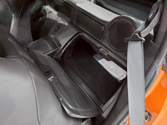 フェアレディＺ バージョンＴ　ＨＫＳマフラー　ＡＤＶＡＮ１９インチＡＷ　リアスポイラ　社外エアクリ　ＨＩＤライト　社外ナビ　デジタルＴＶ　ＢＴ接続　リアカメラ　黒革シート　電動シート　シートヒーター　ＭＯＭＯステ　ドラレコ　ＥＴＣ（46枚目）