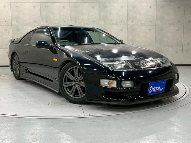 フェアレディＺ バージョンＳ　２ｂｙ２Ｔバールーフ　ＪＵＮオートフロントバンパー　ＭＩＳＳＩＯＮサイドステップ・リアハーフスポイラー　前期リアスポイラー　ＴＥＩＮ車高調　ＲＡＹＳ１７インチＡＷ　ＡＰｅｘｉマフラー　水中花シフトノブ（12枚目）