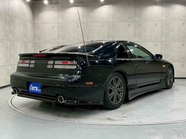 フェアレディＺ バージョンＳ　２ｂｙ２Ｔバールーフ　ＪＵＮオートフロントバンパー　ＭＩＳＳＩＯＮサイドステップ・リアハーフスポイラー　前期リアスポイラー　ＴＥＩＮ車高調　ＲＡＹＳ１７インチＡＷ　ＡＰｅｘｉマフラー　水中花シフトノブ（14枚目）