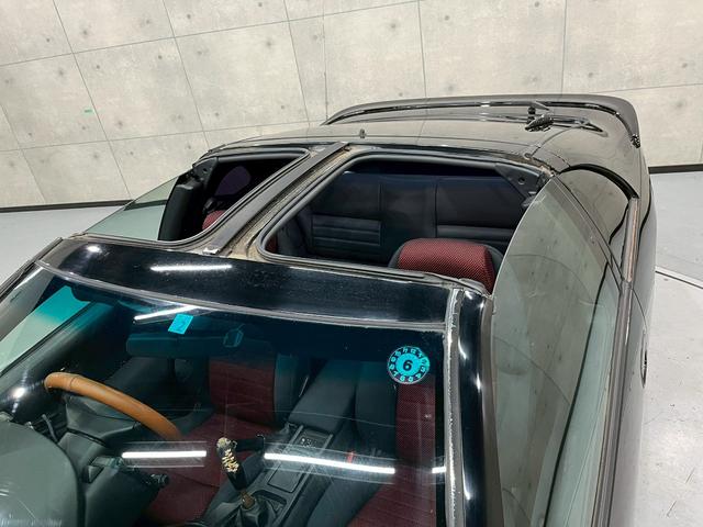 フェアレディＺ バージョンＳ　２ｂｙ２Ｔバールーフ　ＪＵＮオートフロントバンパー　ＭＩＳＳＩＯＮサイドステップ・リアハーフスポイラー　前期リアスポイラー　ＴＥＩＮ車高調　ＲＡＹＳ１７インチＡＷ　ＡＰｅｘｉマフラー　水中花シフトノブ（21枚目）