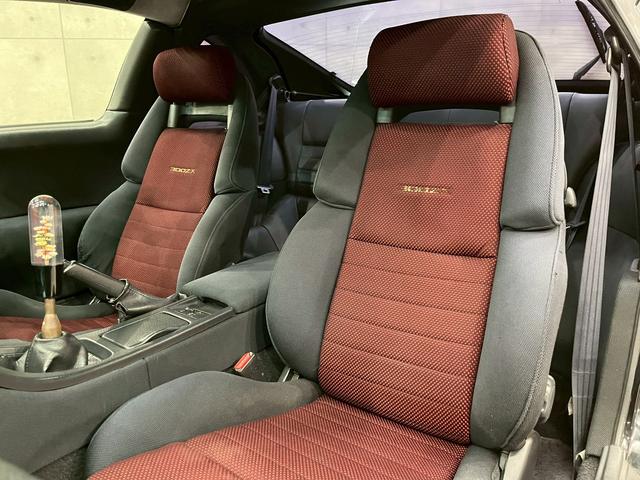 フェアレディＺ バージョンＳ　２ｂｙ２Ｔバールーフ　ＪＵＮオートフロントバンパー　ＭＩＳＳＩＯＮサイドステップ・リアハーフスポイラー　前期リアスポイラー　ＴＥＩＮ車高調　ＲＡＹＳ１７インチＡＷ　ＡＰｅｘｉマフラー　水中花シフトノブ（48枚目）