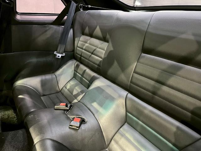 フェアレディＺ バージョンＳ　２ｂｙ２Ｔバールーフ　ＪＵＮオートフロントバンパー　ＭＩＳＳＩＯＮサイドステップ・リアハーフスポイラー　前期リアスポイラー　ＴＥＩＮ車高調　ＲＡＹＳ１７インチＡＷ　ＡＰｅｘｉマフラー　水中花シフトノブ（51枚目）