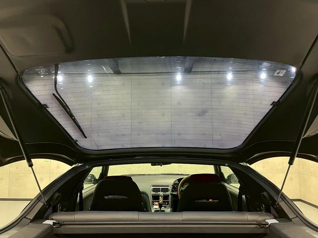 フェアレディＺ バージョンＳ　２ｂｙ２Ｔバールーフ　ＪＵＮオートフロントバンパー　ＭＩＳＳＩＯＮサイドステップ・リアハーフスポイラー　前期リアスポイラー　ＴＥＩＮ車高調　ＲＡＹＳ１７インチＡＷ　ＡＰｅｘｉマフラー　水中花シフトノブ（55枚目）