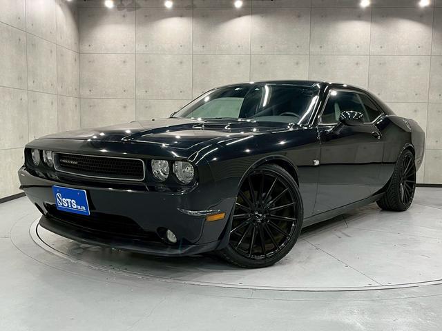 ダッジ・チャレンジャー SXT 2011年モデル 社外22インチAW 社外ナビ フルセグTV BT接続 バックカメラ 黒革シート パワーシート HIDヘッドライト フォグ カーボンインパネ リモコンキー ETC ユーザー様直接仕入れ(19枚目)