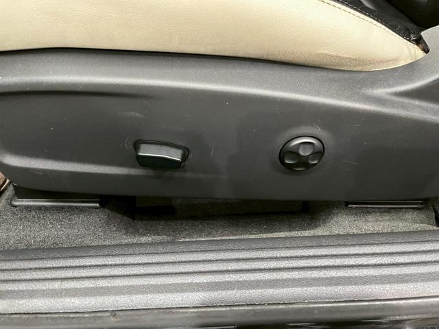 ダッジ・チャレンジャー SXT 2011年モデル 社外22インチAW 社外ナビ フルセグTV BT接続 バックカメラ 黒革シート パワーシート HIDヘッドライト フォグ カーボンインパネ リモコンキー ETC ユーザー様直接仕入れ(46枚目)