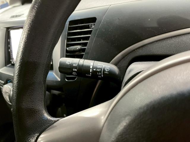 �O�I�[�i�[�l���璼�ڔ�����点�Ē��������Ԃł��B���ڂ��b�����������ăR���f�B�V������c�����Ă���ׁA�W�����Ă���ԗ���Ԃɂ͎��M������܂��I����Ƃ����Ԃ���������������