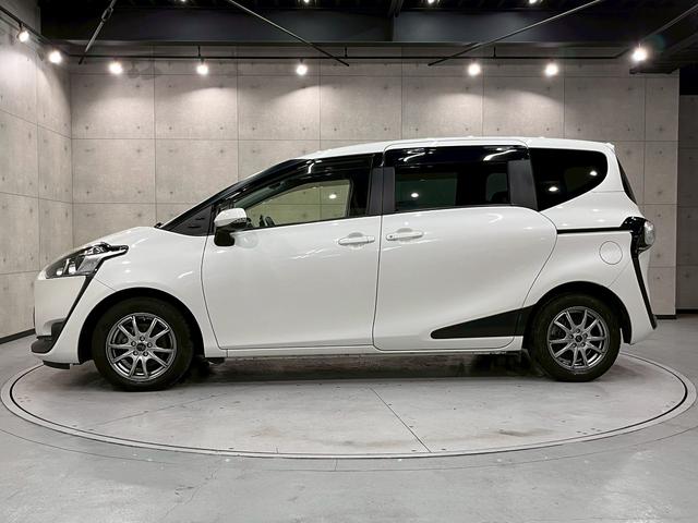 シエンタ Ｇ　ユーザー様直接仕入れ　社外１５インチＡＷ　両側パワスラ　社外ナビ　デジタルＴＶ　Ｂｌｕｅｔｏｏｔｈ　バックモニター　ドラレコ　スマートキー　予備キー　ＥＴＣ車載器　純正ホイールキャップ×スタッドレス有（18枚目）