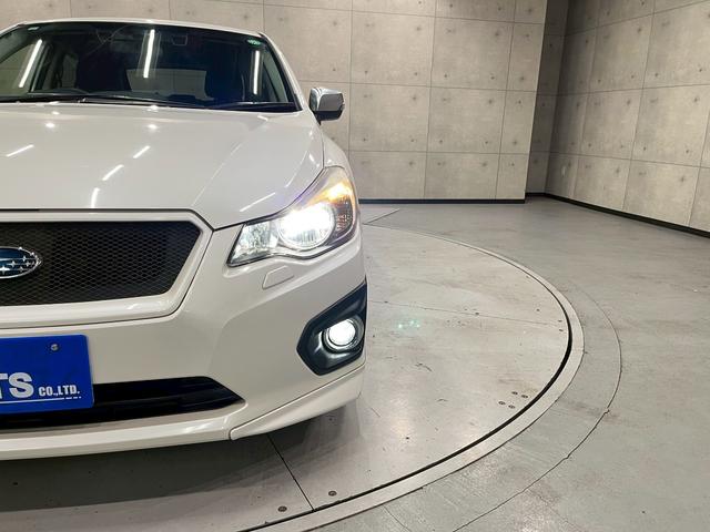 インプレッサスポーツ ２．０ｉ－Ｓリミテッドアイサイト　フルエアロ　メッシュグリル　リアスポイラー　ＳＴＩタワーバー　１７インチアルミ　純正ナビ　フルセグＴＶ　バックモニター　パワーシート　ステアスイッチ　レーダークルーズ　スマートキー　スペアキー　ＥＴＣ（11枚目）