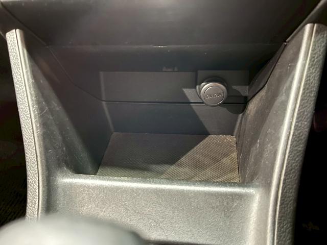 インプレッサスポーツ ２．０ｉ－Ｓリミテッドアイサイト　フルエアロ　メッシュグリル　リアスポイラー　ＳＴＩタワーバー　１７インチアルミ　純正ナビ　フルセグＴＶ　バックモニター　パワーシート　ステアスイッチ　レーダークルーズ　スマートキー　スペアキー　ＥＴＣ（39枚目）