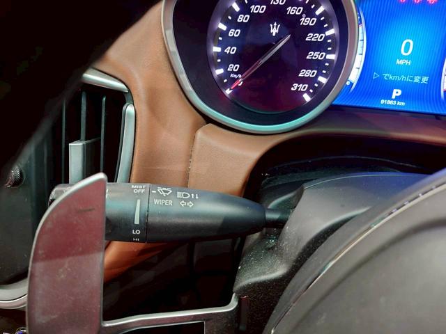 ギブリ Ｓ　サンルーフ　純正ＡＷ　レッドブレーキキャリパー　茶革シート　パワーシート　シートヒーター　リアサンシェード　純正ナビ　フルセグＴＶ　Ｂｌｕｅｔｏｏｔｈ　バックカメラ　前後ドラレコ　スマートキー　ＥＴＣ（28枚目）