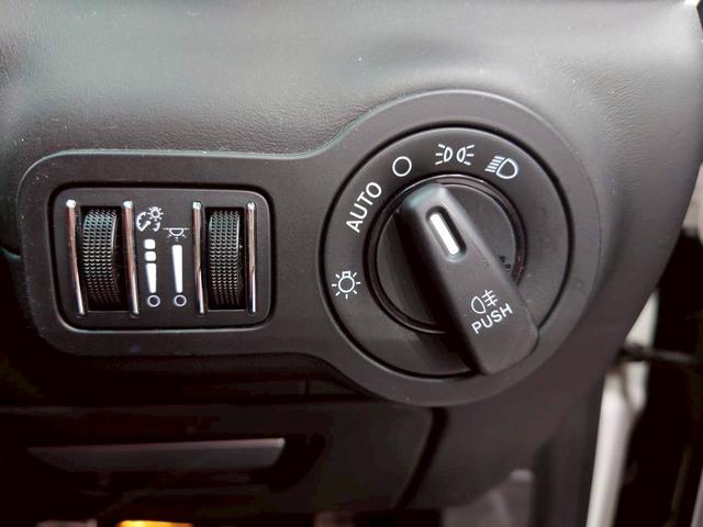 ギブリ Ｓ　サンルーフ　純正ＡＷ　レッドブレーキキャリパー　茶革シート　パワーシート　シートヒーター　リアサンシェード　純正ナビ　フルセグＴＶ　Ｂｌｕｅｔｏｏｔｈ　バックカメラ　前後ドラレコ　スマートキー　ＥＴＣ（32枚目）