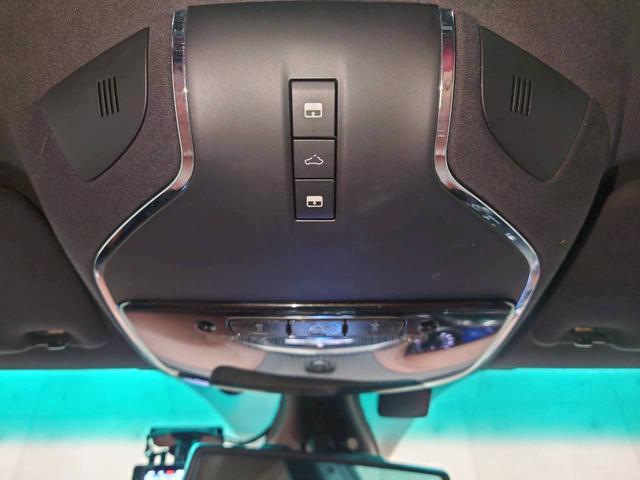 ギブリ Ｓ　サンルーフ　純正ＡＷ　レッドブレーキキャリパー　茶革シート　パワーシート　シートヒーター　リアサンシェード　純正ナビ　フルセグＴＶ　Ｂｌｕｅｔｏｏｔｈ　バックカメラ　前後ドラレコ　スマートキー　ＥＴＣ（36枚目）