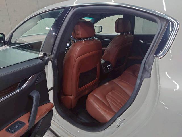 ギブリ Ｓ　サンルーフ　純正ＡＷ　レッドブレーキキャリパー　茶革シート　パワーシート　シートヒーター　リアサンシェード　純正ナビ　フルセグＴＶ　Ｂｌｕｅｔｏｏｔｈ　バックカメラ　前後ドラレコ　スマートキー　ＥＴＣ（64枚目）