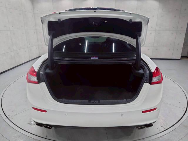 ギブリ Ｓ　サンルーフ　純正ＡＷ　レッドブレーキキャリパー　茶革シート　パワーシート　シートヒーター　リアサンシェード　純正ナビ　フルセグＴＶ　Ｂｌｕｅｔｏｏｔｈ　バックカメラ　前後ドラレコ　スマートキー　ＥＴＣ（69枚目）