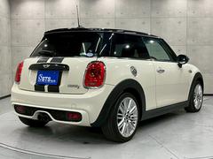 ΣפޤҼ¼֤򸫤Ƥ 4