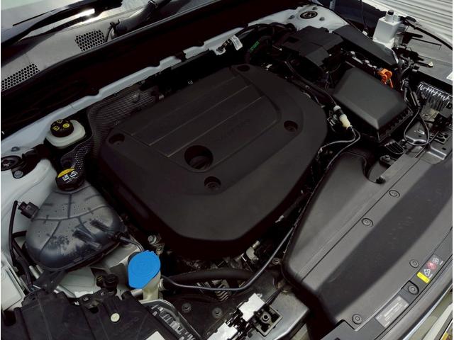 ＸＣ４０ Ｂ４　ＡＷＤ　インスクリプション　ワンオーナー／点検整備付／禁煙／記録簿／ナビ／フルセグ／ＥＴＣ／１９ＡＷ／黒革シート／ＡＣＣ／全周囲カメラ／ＬＥＤ／デイライト／シートヒーター／Ｂｌｕｅｔｏｏｔｈ／ブラインドスポット／前後ドラレコ（18枚目）