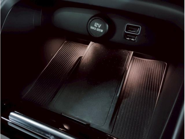 ＸＣ４０ Ｂ４　ＡＷＤ　インスクリプション　ワンオーナー／点検整備付／禁煙／記録簿／ナビ／フルセグ／ＥＴＣ／１９ＡＷ／黒革シート／ＡＣＣ／全周囲カメラ／ＬＥＤ／デイライト／シートヒーター／Ｂｌｕｅｔｏｏｔｈ／ブラインドスポット／前後ドラレコ（33枚目）