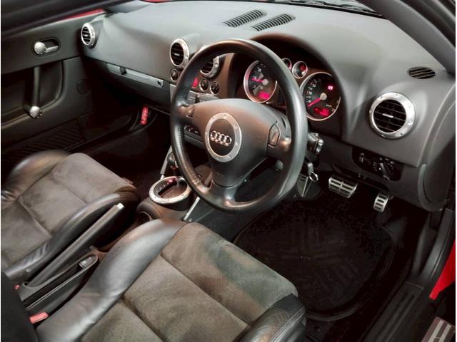 TTクーペ 1.8T 車検整備付/修復歴無/禁煙/ハーフレザー/ETC/17AW/キーレス/オートエアコン/HID/MTモード付AT/シートヒーター(20枚目)