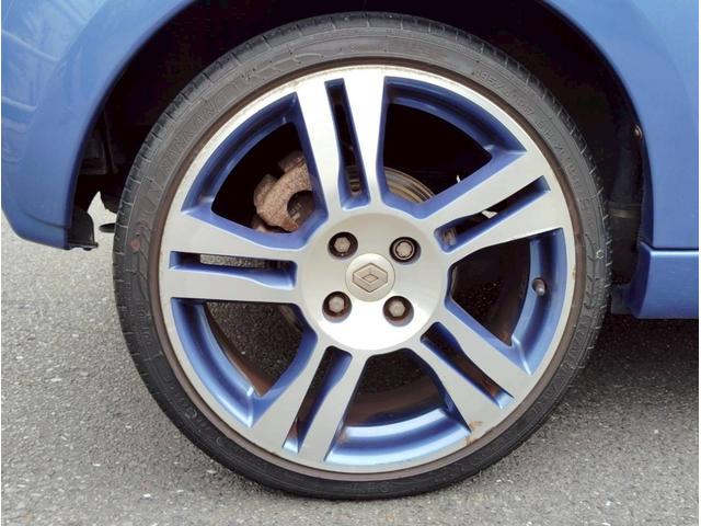 トゥインゴ ゴルディーニ　ルノー・スポール　点検整備付／スペアキー／ＥＴＣ／左ハンドル／ＭＴ／黒革シート／禁煙／修復歴なし／１７ＡＷ／ナビ・ワンセグ／オートエアコン／クルーズコントロール／バックカメラ／ＦＵＪＩＴＳＵＢＯマフラー／新品バッテリー（13枚目）