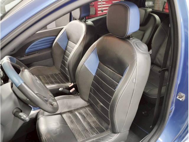 トゥインゴ ゴルディーニ　ルノー・スポール　点検整備付／スペアキー／ＥＴＣ／左ハンドル／ＭＴ／黒革シート／禁煙／修復歴なし／１７ＡＷ／ナビ・ワンセグ／オートエアコン／クルーズコントロール／バックカメラ／ＦＵＪＩＴＳＵＢＯマフラー／新品バッテリー（23枚目）