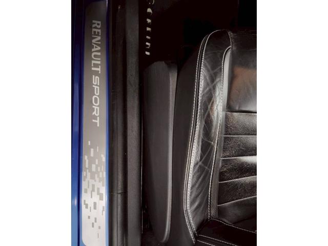 トゥインゴ ゴルディーニ　ルノー・スポール　点検整備付／スペアキー／ＥＴＣ／左ハンドル／ＭＴ／黒革シート／禁煙／修復歴なし／１７ＡＷ／ナビ・ワンセグ／オートエアコン／クルーズコントロール／バックカメラ／ＦＵＪＩＴＳＵＢＯマフラー／新品バッテリー（24枚目）