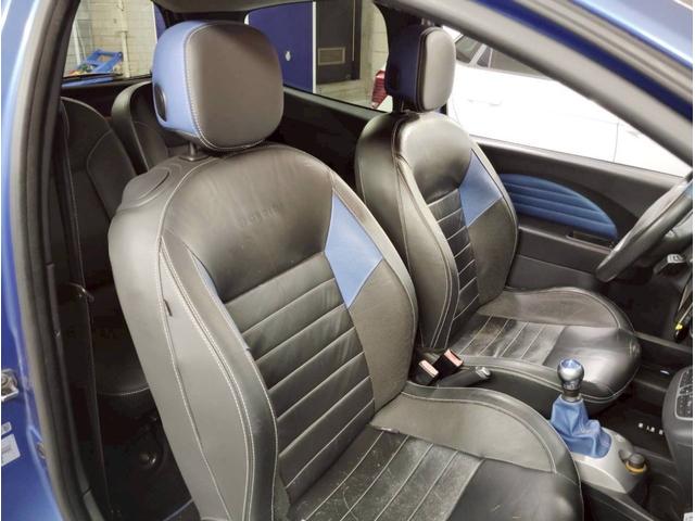 トゥインゴ ゴルディーニ　ルノー・スポール　点検整備付／スペアキー／ＥＴＣ／左ハンドル／ＭＴ／黒革シート／禁煙／修復歴なし／１７ＡＷ／ナビ・ワンセグ／オートエアコン／クルーズコントロール／バックカメラ／ＦＵＪＩＴＳＵＢＯマフラー／新品バッテリー（43枚目）