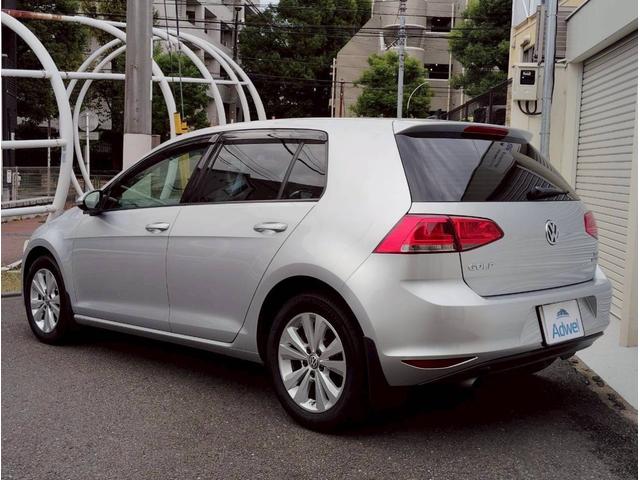 ゴルフ TSIコンフォートラインブルーモーションテクノロジー 点検整備付/スペアキー/ETC/アダプティブクルーズコントロール/オートライト/Bluetooth/禁煙/ナビ/HIDヘッドライト/バックカメラ/左右独立AC/16AW/取説/記録簿(5枚目)