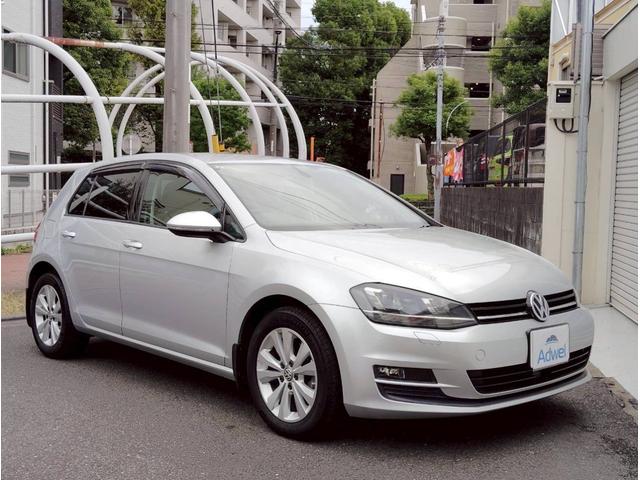 ゴルフ TSIコンフォートラインブルーモーションテクノロジー 点検整備付/スペアキー/ETC/アダプティブクルーズコントロール/オートライト/Bluetooth/禁煙/ナビ/HIDヘッドライト/バックカメラ/左右独立AC/16AW/取説/記録簿(9枚目)