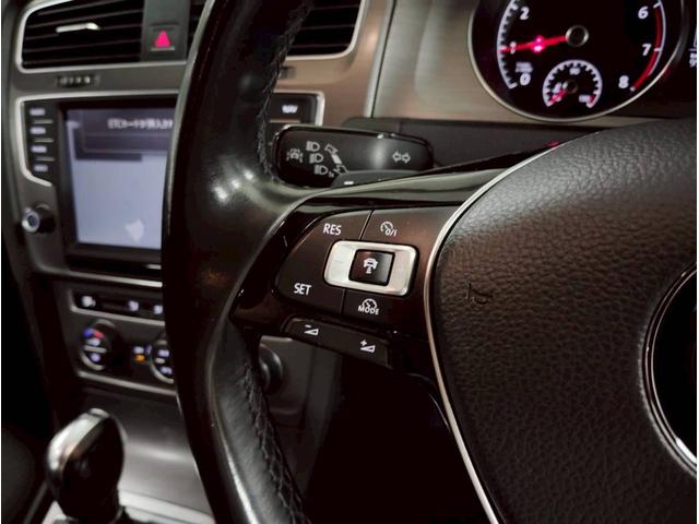 ゴルフ TSIコンフォートラインブルーモーションテクノロジー 点検整備付/スペアキー/ETC/アダプティブクルーズコントロール/オートライト/Bluetooth/禁煙/ナビ/HIDヘッドライト/バックカメラ/左右独立AC/16AW/取説/記録簿(24枚目)