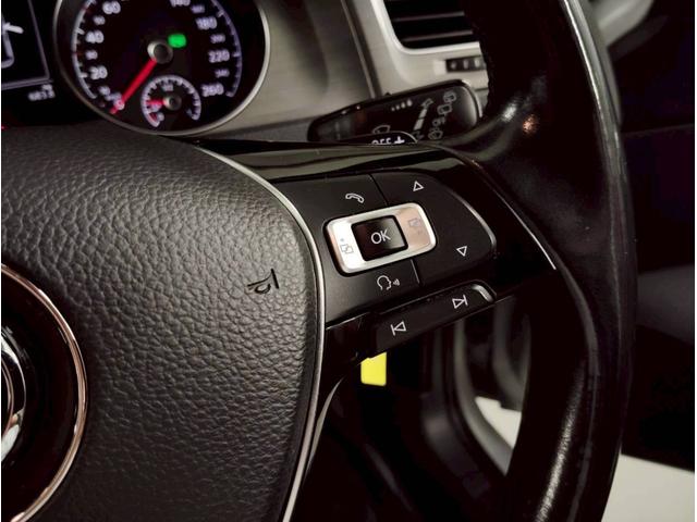 ゴルフ TSIコンフォートラインブルーモーションテクノロジー 点検整備付/スペアキー/ETC/アダプティブクルーズコントロール/オートライト/Bluetooth/禁煙/ナビ/HIDヘッドライト/バックカメラ/左右独立AC/16AW/取説/記録簿(26枚目)