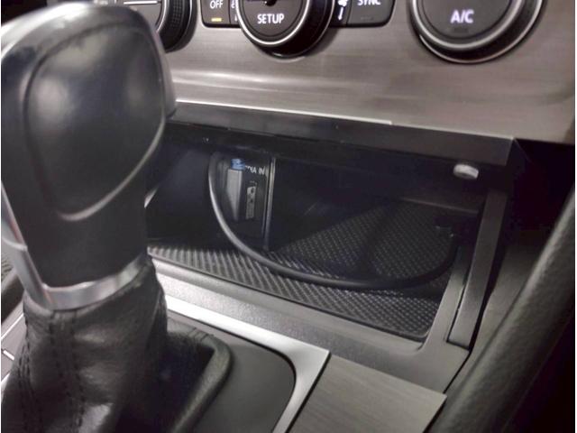 ゴルフ TSIコンフォートラインブルーモーションテクノロジー 点検整備付/スペアキー/ETC/アダプティブクルーズコントロール/オートライト/Bluetooth/禁煙/ナビ/HIDヘッドライト/バックカメラ/左右独立AC/16AW/取説/記録簿(35枚目)