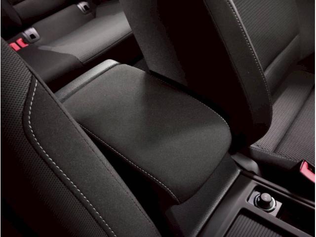 ゴルフ TSIコンフォートラインブルーモーションテクノロジー 点検整備付/スペアキー/ETC/アダプティブクルーズコントロール/オートライト/Bluetooth/禁煙/ナビ/HIDヘッドライト/バックカメラ/左右独立AC/16AW/取説/記録簿(38枚目)