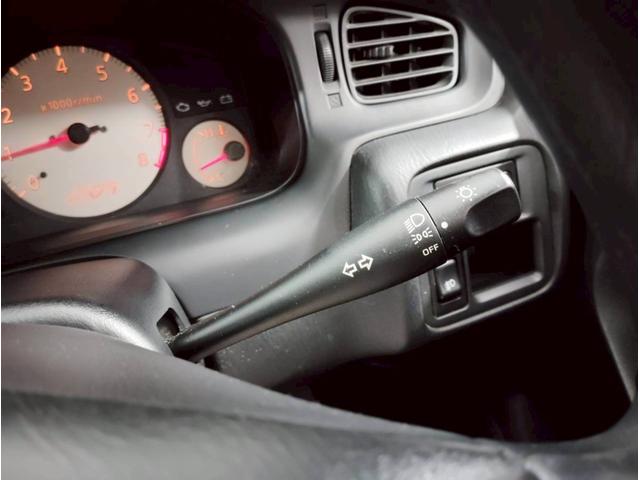 ブルーバード ２．０ＳＳＳ　ＳＲ２０　ワンオーナー　電格ミラー　ＡＢＳ　Ｗエアバッグ　禁煙車　車検整備付き　ネオクラシック（26枚目）