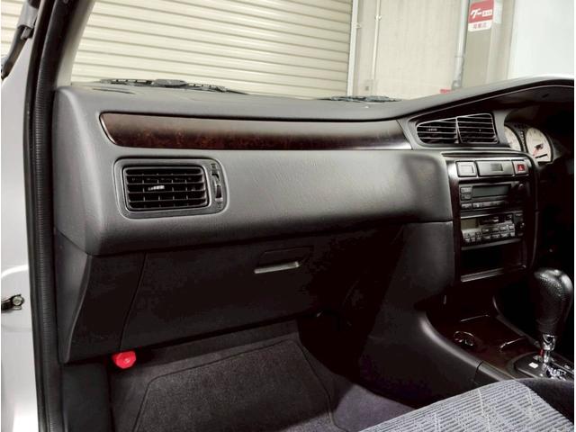 ブルーバード ２．０ＳＳＳ　ＳＲ２０　ワンオーナー　電格ミラー　ＡＢＳ　Ｗエアバッグ　禁煙車　車検整備付き　ネオクラシック（39枚目）