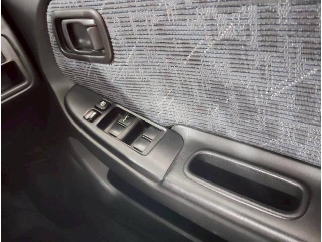 ブルーバード ２．０ＳＳＳ　ＳＲ２０　ワンオーナー　電格ミラー　ＡＢＳ　Ｗエアバッグ　禁煙車　車検整備付き　ネオクラシック（47枚目）