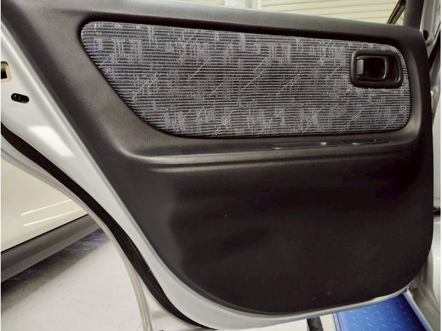 ブルーバード ２．０ＳＳＳ　ＳＲ２０　ワンオーナー　電格ミラー　ＡＢＳ　Ｗエアバッグ　禁煙車　車検整備付き　ネオクラシック（50枚目）