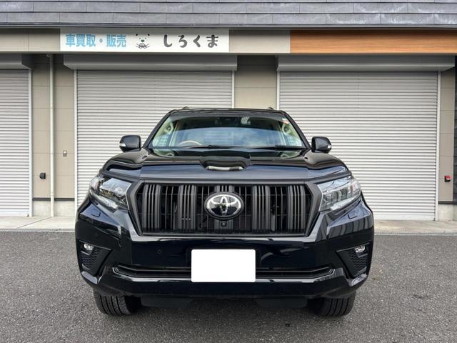 ランドクルーザープラド ＴＸ　Ｌパッケージ　マットブラックエディション　４ＷＤ　サンルーフ　全周囲カメラ　ブラインドスポットモニタ　ベージュレザーシート　シートヒータークーラー　レーダークルーズ　ＥＴＣ２．０　ドライブレコーダー　５人乗り（2枚目）