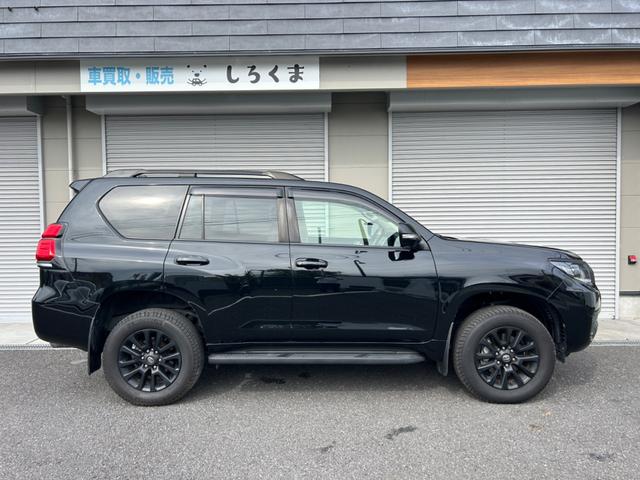 ランドクルーザープラド ＴＸ　Ｌパッケージ　マットブラックエディション　４ＷＤ　サンルーフ　全周囲カメラ　ブラインドスポットモニタ　ベージュレザーシート　シートヒータークーラー　レーダークルーズ　ＥＴＣ２．０　ドライブレコーダー　５人乗り（5枚目）