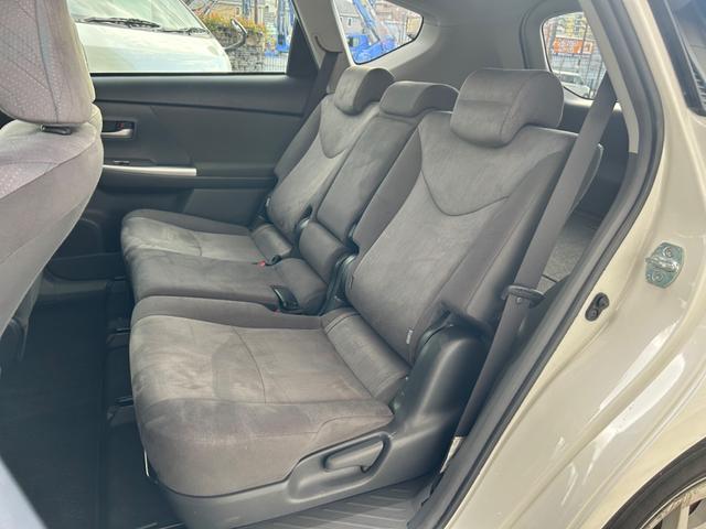 プリウスアルファ Ｇ　ワンオーナー　ナビ　バックカメラ　ＥＴＣ　クルーズコントロール　スマートキーｘ２（12枚目）