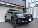 ランドクルーザープラド ＴＸ　Ｌパッケージ　マットブラックエディション　４ＷＤ　サンルーフ　全周囲カメラ　ブラインドスポットモニタ　ベージュレザーシート　シートヒータークーラー　レーダークルーズ　ＥＴＣ２．０　ドライブレコーダー　５人乗り（3枚目）