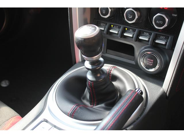 ８６ ＧＴ　修復歴無し・３年保証・６速マニュアル・禁煙車・ＨＫＳ車高調・純正ナビ・バックモニター・スマートキー・オートクルーズコントロール・ＬＥＤヘッドライト・ＥＴＣ２．０・純正アルミ・ＬＥＤフォグ・ＵＳＢ（29枚目）