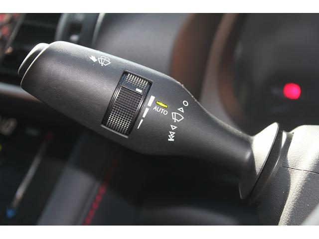 ＩＳ ＩＳ２００ｔ　Ｆスポーツ　修復歴無し・３年保証・後期モデル・禁煙車・新品コーティング施工済・赤シート・純正ワイドナビ・レクサスセーフティシステムプラス・純正ドライブレコーダー・シートヒーター・３眼ＬＥＤライト・ＢＳＭ・ＥＴＣ（21枚目）